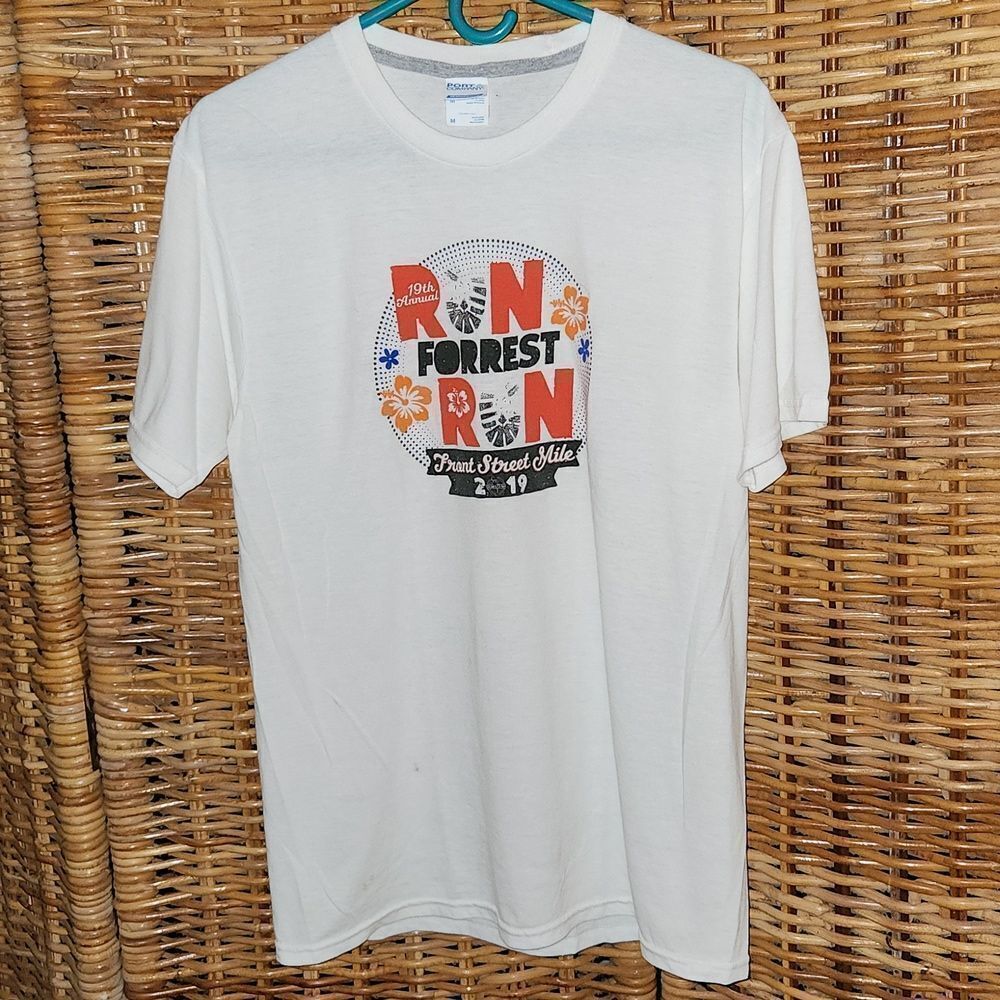 Lahaina Maui Front Street Mile Run Forrest Run 2019 T-shirt M